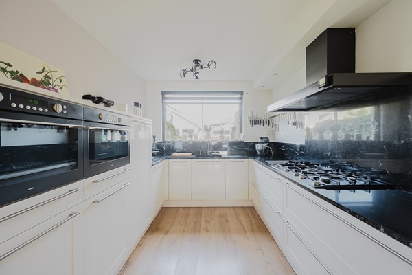 Medium property photo - Suze Robertsonstraat 18, 3207 VN Spijkenisse